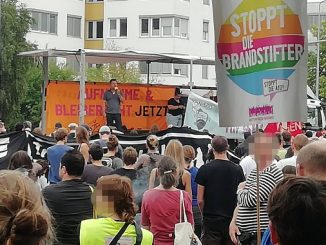 Mehr als 5.000 Menschen demonstrierten vergangenees Wochenende gegen Rassismus und Fremdenfeindlichkeit in Rostock-Lichtenhagen